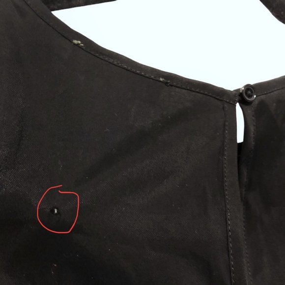 NEW Sans Souci Solid Black Round Neck Back Slits Sleeveless Top M - Picture 8 of 8